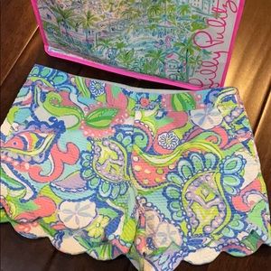 Lilly Pulitzer The Buttercup Short size 8